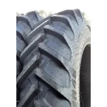 270/95R32 CEAT Farmax RC 133D/136A8 TL Radiális Traktor, kombájn, mg gumi
