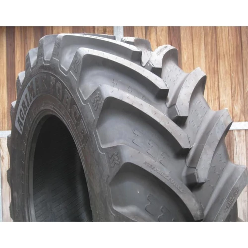 IF900/60R42 BKT Agrimax Force 186 D Traktor, kombájn, mg. gumi