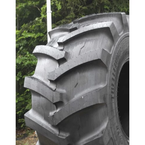 DH 35.5L-32 Trelleborg T418HP 30PR 35.5L-32TL SBFS erdészeti gumi